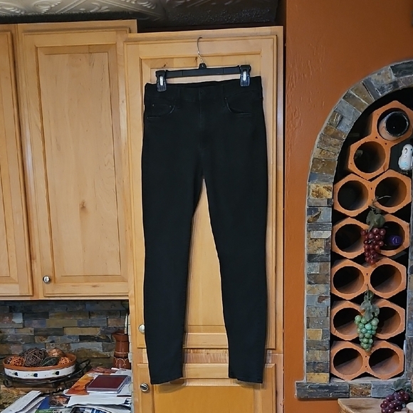 MOTHER Denim - MOTHER The Looker Skinny Jeans Not Guilty Distressed Black